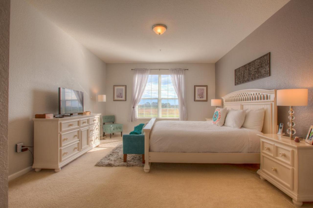 Stunning Lakeview Condo Wprivate Balcony Kissimmee Exteriör bild