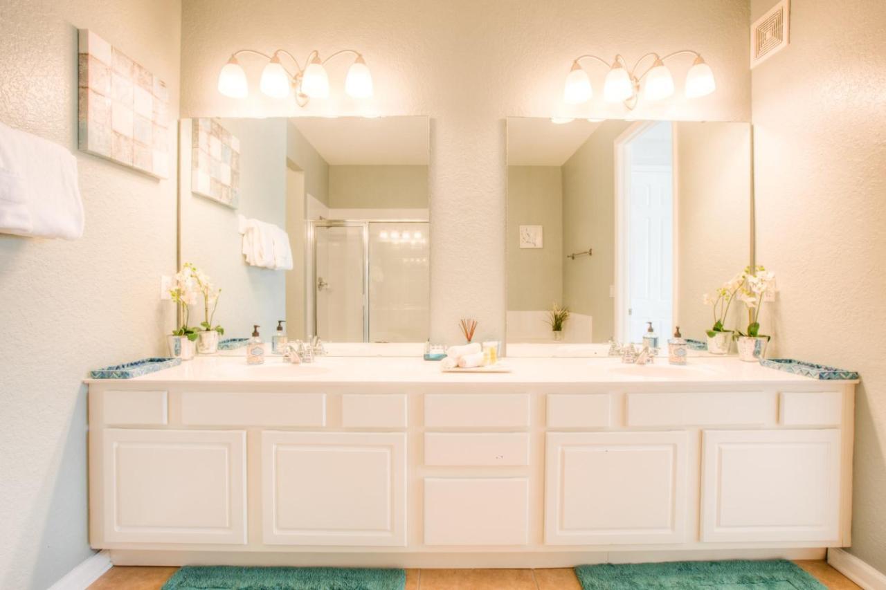Stunning Lakeview Condo Wprivate Balcony Kissimmee Exteriör bild