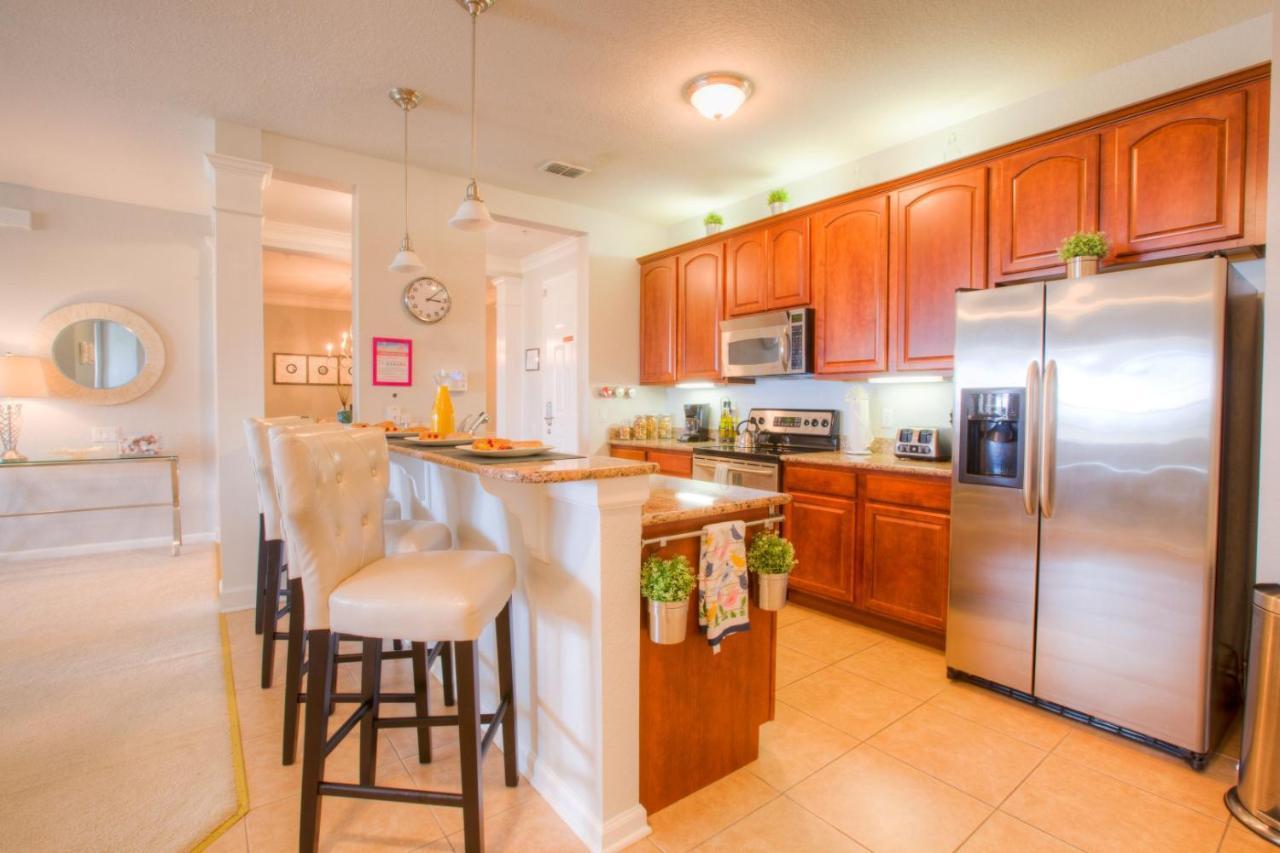 Stunning Lakeview Condo Wprivate Balcony Kissimmee Exteriör bild