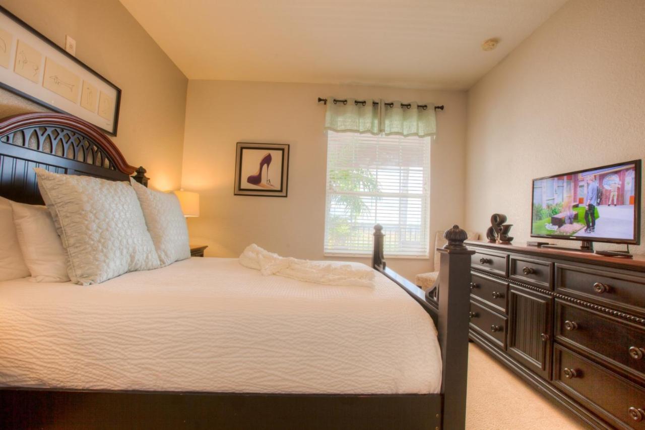 Stunning Lakeview Condo Wprivate Balcony Kissimmee Exteriör bild