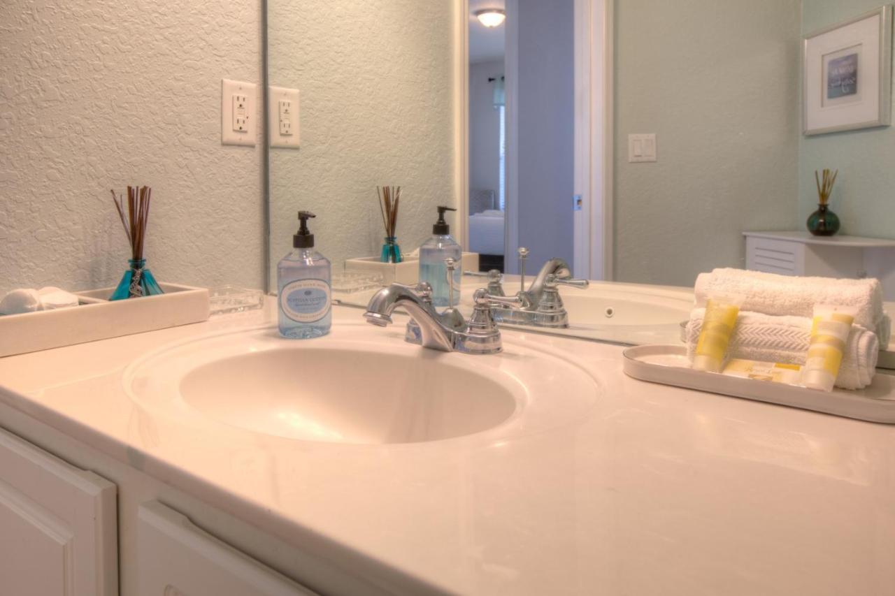 Stunning Lakeview Condo Wprivate Balcony Kissimmee Exteriör bild