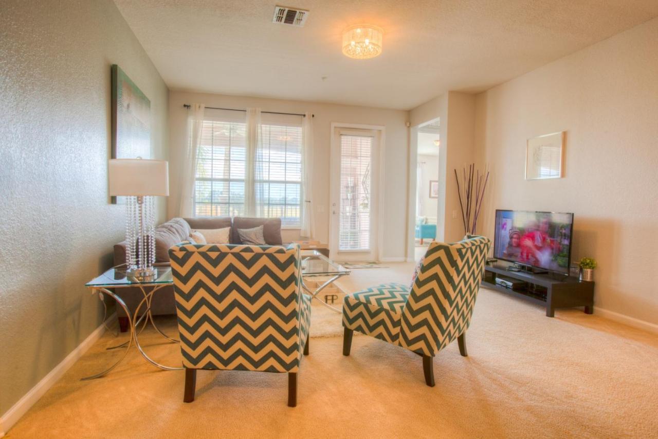 Stunning Lakeview Condo Wprivate Balcony Kissimmee Exteriör bild