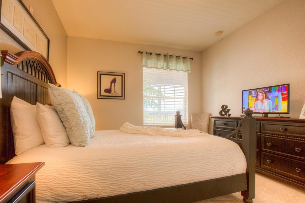Stunning Lakeview Condo Wprivate Balcony Kissimmee Exteriör bild