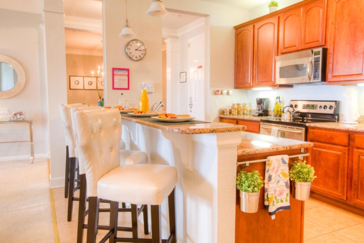 Stunning Lakeview Condo Wprivate Balcony Kissimmee Exteriör bild