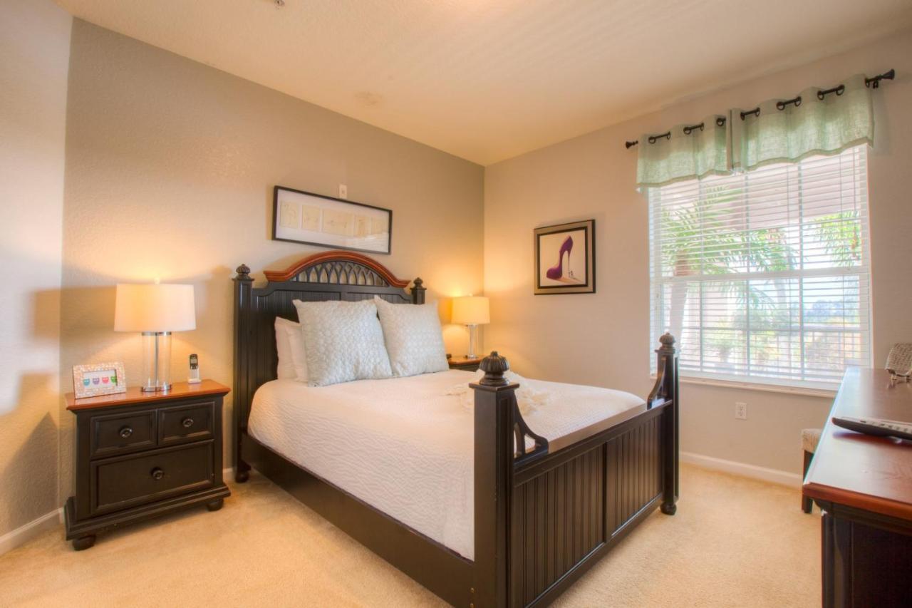 Stunning Lakeview Condo Wprivate Balcony Kissimmee Exteriör bild