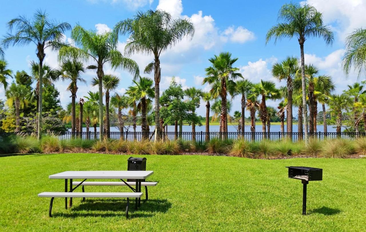 Stunning Lakeview Condo Wprivate Balcony Kissimmee Exteriör bild